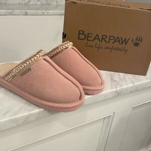 NWT Bearpaw Tanya Blush Slipper